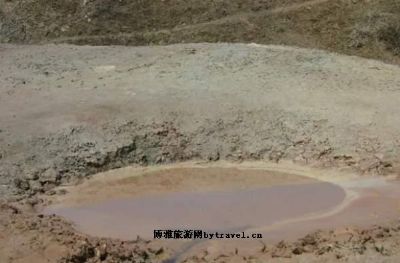 白杨沟泥火山群