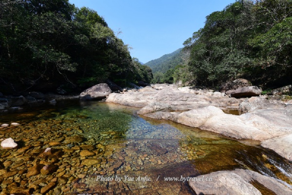 贺州姑婆山