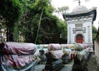 阆中大佛寺