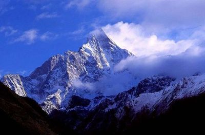 墨尔多神山