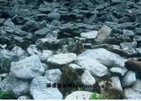 山岩戈巴