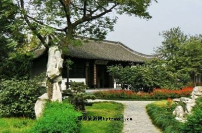 史可法衣冠墓
