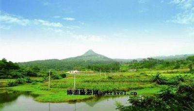 笔峰耸翠