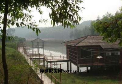 翠河湾休闲渡假山庄