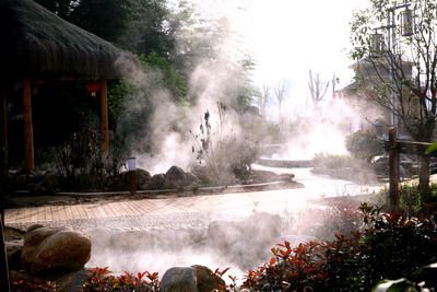 湖北女儿国风景区（玉龙温泉欢乐谷）