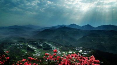 大别山薄刀峰风景区
