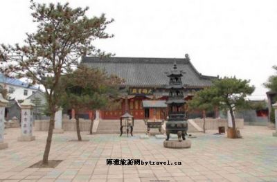 卧鹿山效圣寺风景区