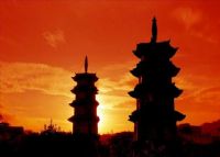 龙华双塔